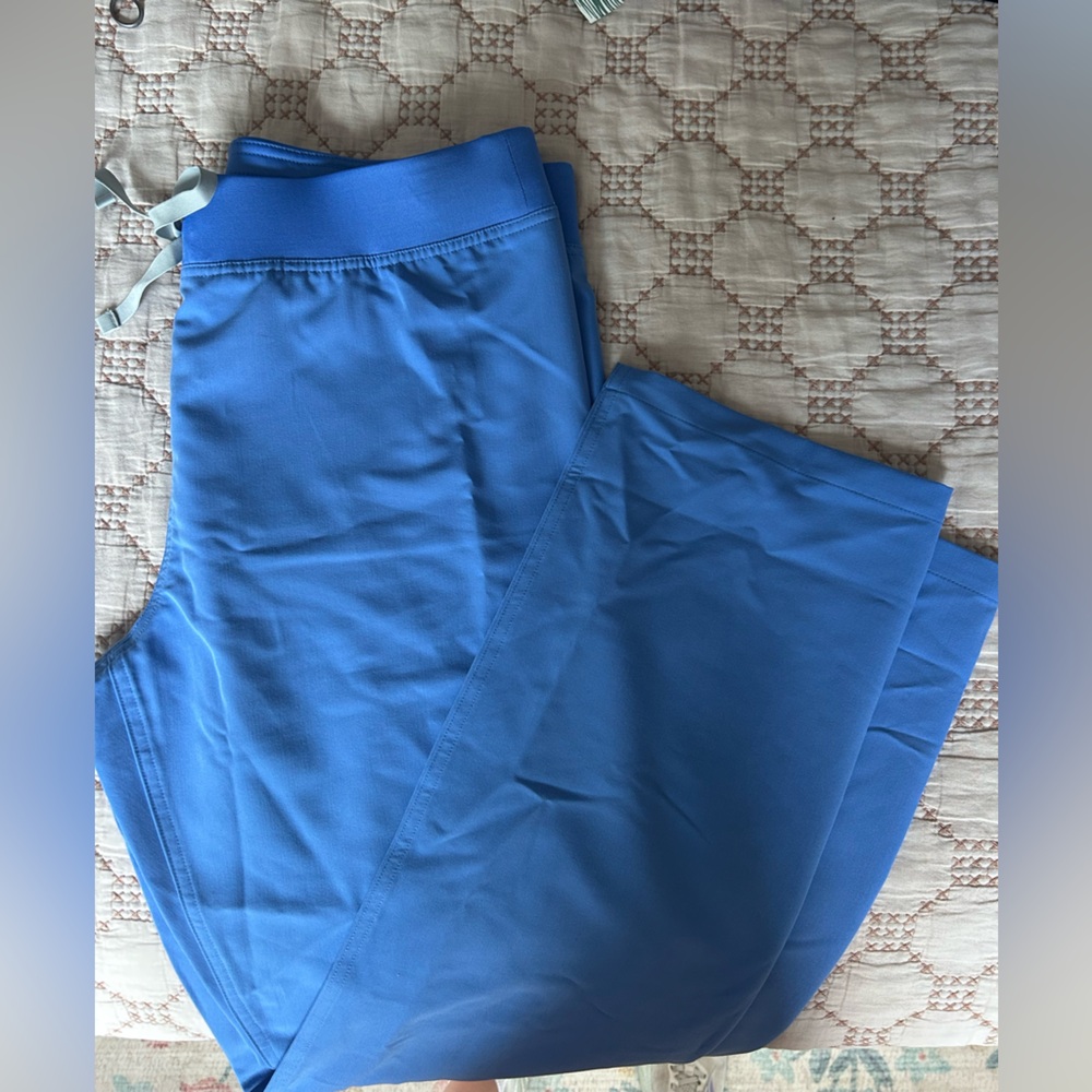 NWT Figs Livingston Basic Scrub Pants Ceil Blue Size Large Tall